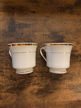 White Porcelain Tea Cup Set with Gold Trim - 8 Pieces